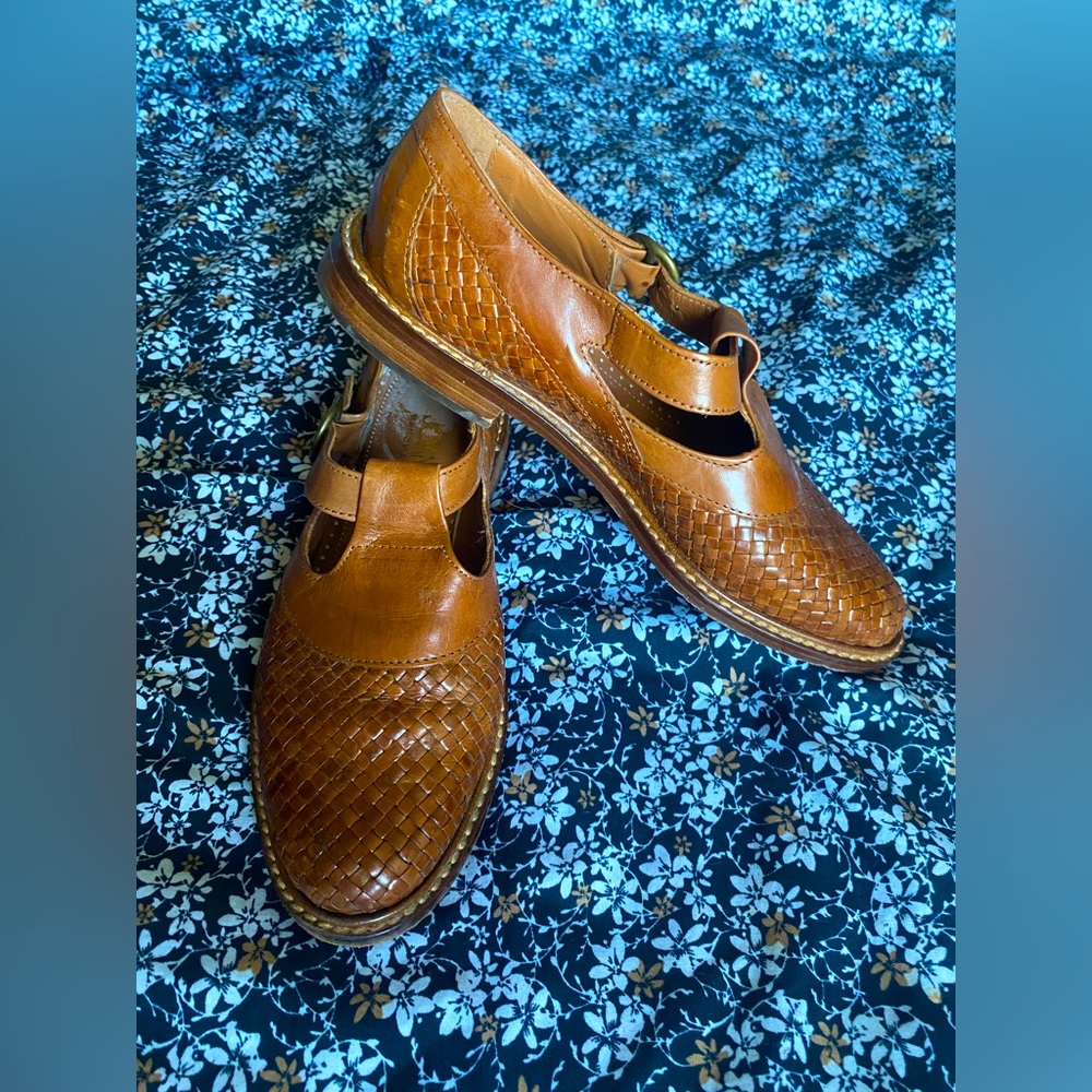 Genuine leather Mary Jane’s